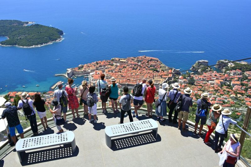 Dubrovnik City Tour with History, Photos & Round Trip Ride - Why This Tour Outshines Cable Cars and Hop-On Hop-Off Buses
