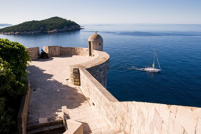 Dubrovnik City Walls Admission Ticket - Lovrjenac Fortress: A Scenic Perch and Cultural Landmark