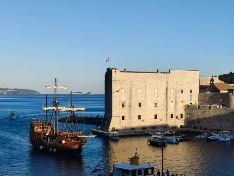Dubrovnik: City Walls Private Guided Walking Tour - Who Would Enjoy This Tour Most?