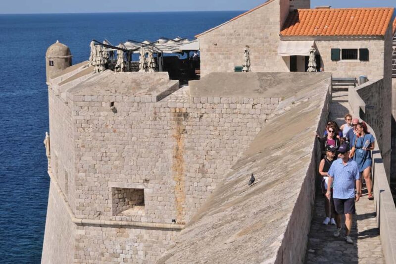 Dubrovnik: City Walls Tour for Early Birds & Sunset Chaser - Walking along Dubrovnik’s Ancient Walls