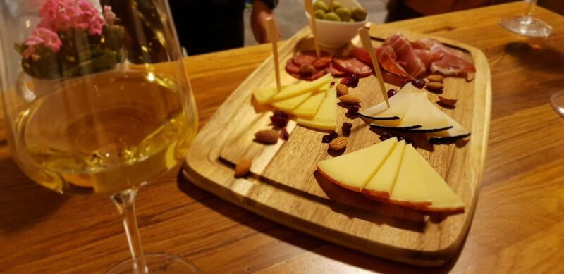 Dubrovnik: Croatian Food, Wine & Old Town Highlights Tour - Why This Tour Stands Out in Dubrovnik