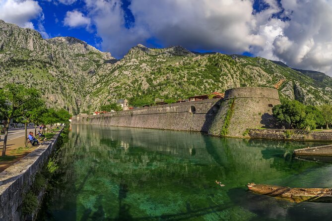 Dubrovnik Day Tour: Montenegro with Kotor, Perast, Boat Ride - Customer Satisfaction and Guide Expertise
