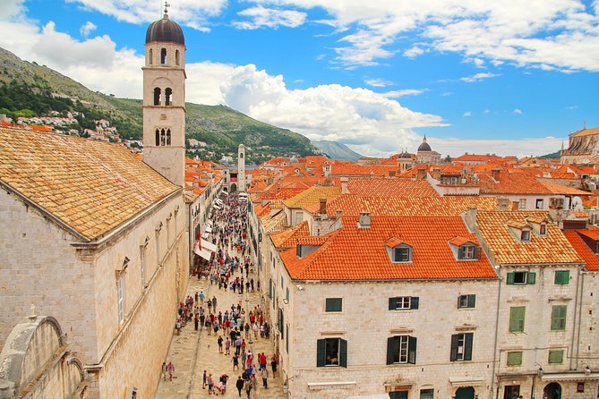 Dubrovnik Discovery Old Town Walking Tour - Exploring the Main Streets and Squares
