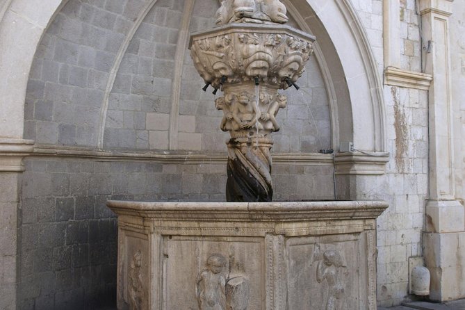 Dubrovnik Discovery Old Town Walking Tour - Discovering the Rector’s Palace and City Walls