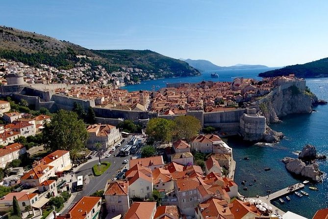 Dubrovnik Easy Walk Tour 1.5h - Starting the Tour at Brsalje Street with a Fun Introduction