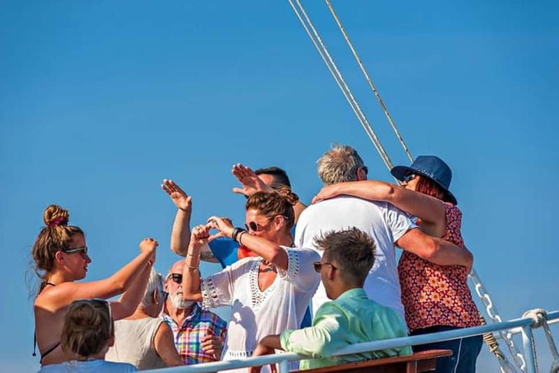 Dubrovnik: Elaphite Islands Cruise w/ Drinks, Optional Lunch - Accessibility and Considerations