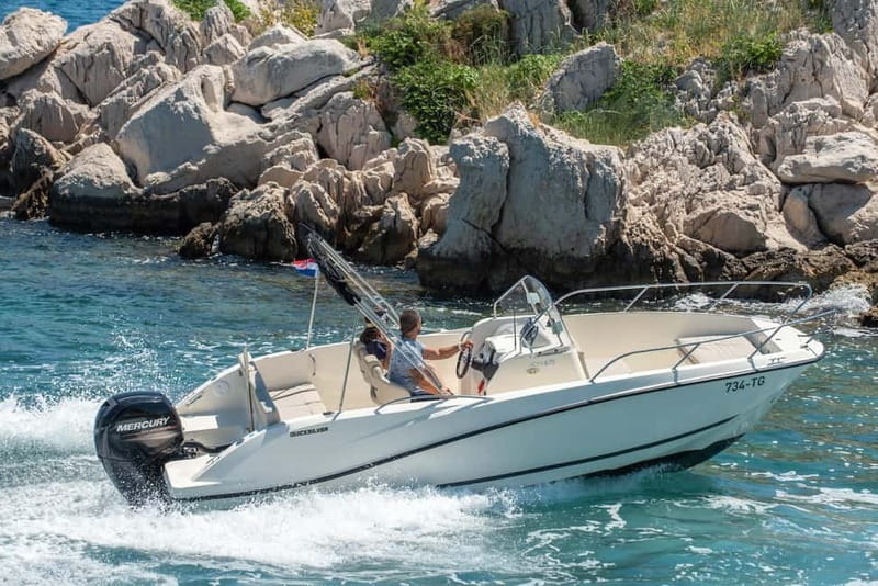Dubrovnik: Elaphiti Islands and Blue Cave Private Tour - Comfort and Equipment on the Boat