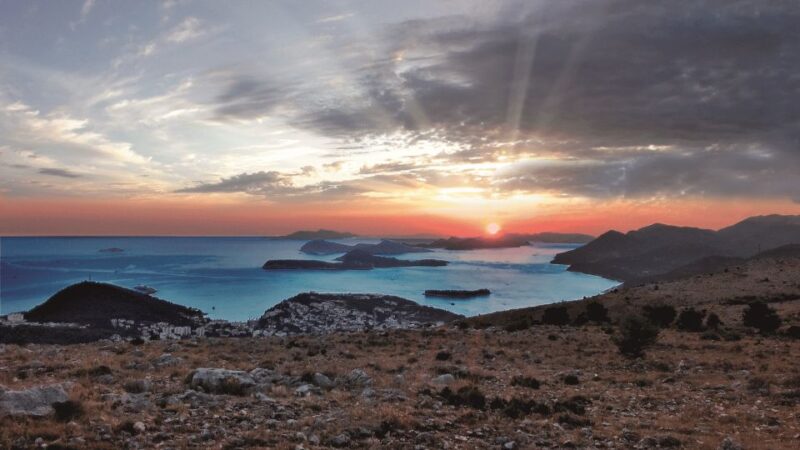 Dubrovnik: Group Sightseeing Tour with Stunning Views - The Experience with Guides: Friendly, Knowledgeable, and Humorous