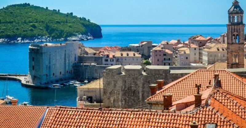 Dubrovnik: Guided Group Tour with Morning Cup of Coffee - Logistics and Group Size
