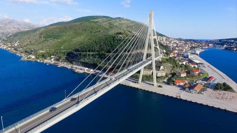 Dubrovnik: Guided Sightseeing Tour by Minivan - Budget and Value