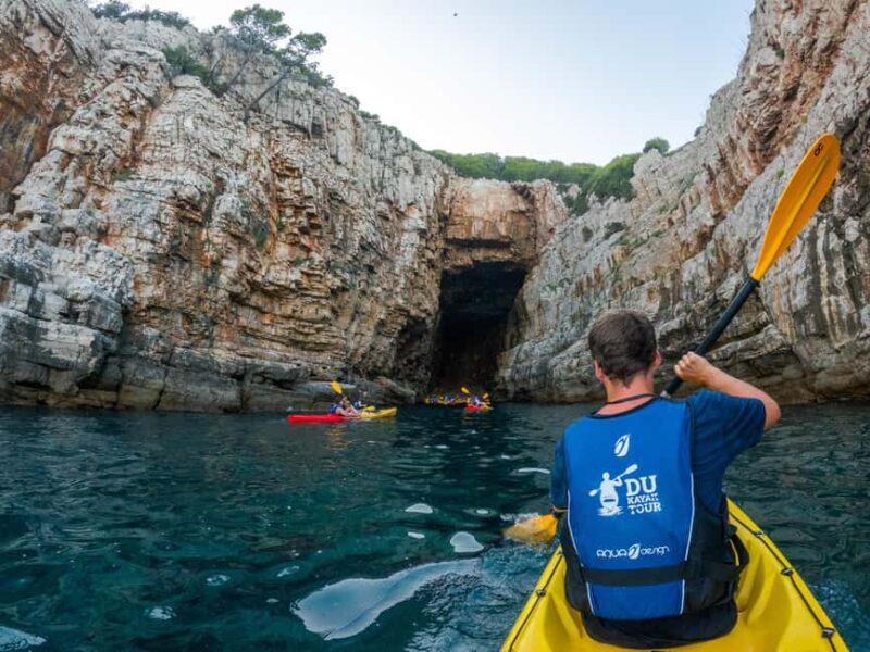 Dubrovnik: Guided Sunset Sea Kayaking Tour with Wine - Included Equipment and Comfort Items