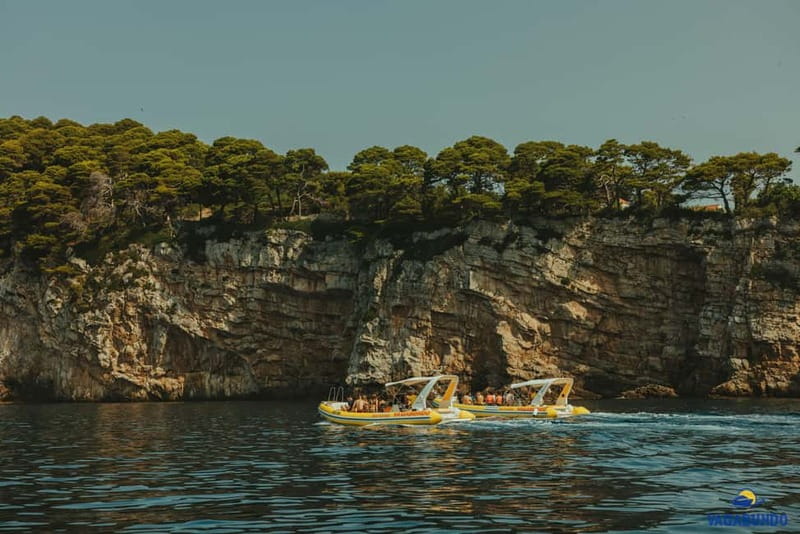 Dubrovnik: Morning Blue Cave speedboat tour with drinks - Relaxing at Sunj Beach on Lopud Island