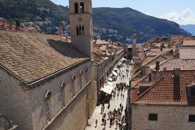 Dubrovnik Old City Walls Private Tour - Logistics: Meeting Point, End Location, and Accessibility