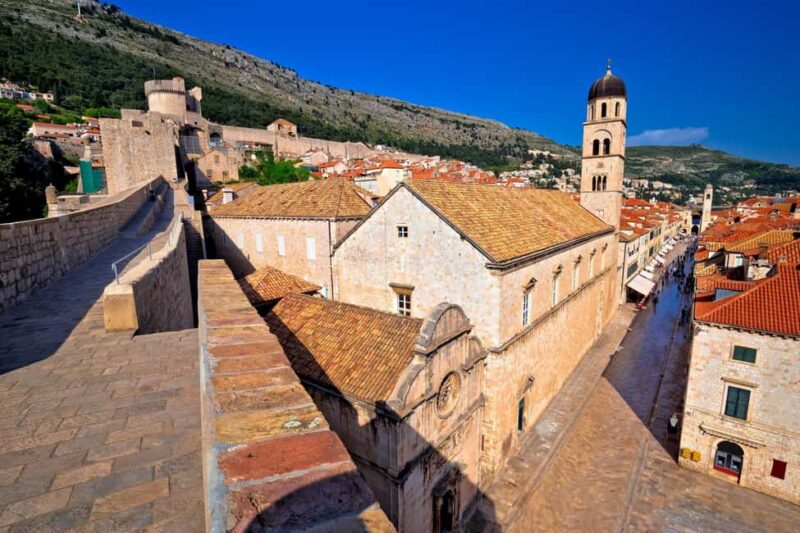 Dubrovnik Old Town Private Walking Tour with Cruise Tickets - Highlights of Dubrovniks Architectural Tapestry