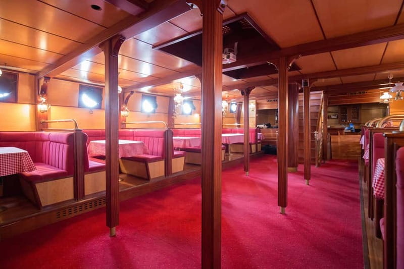 Dubrovnik: Panoramic Sunset Cruise-Karaka Ship (Adult Only) - The Food, Drinks, and Entertainment on Board