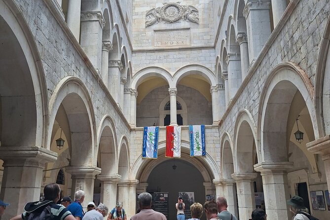 Dubrovnik Private Old City Walking Tour - Admiring Onofrio’s Fountain and Engineering Marvels