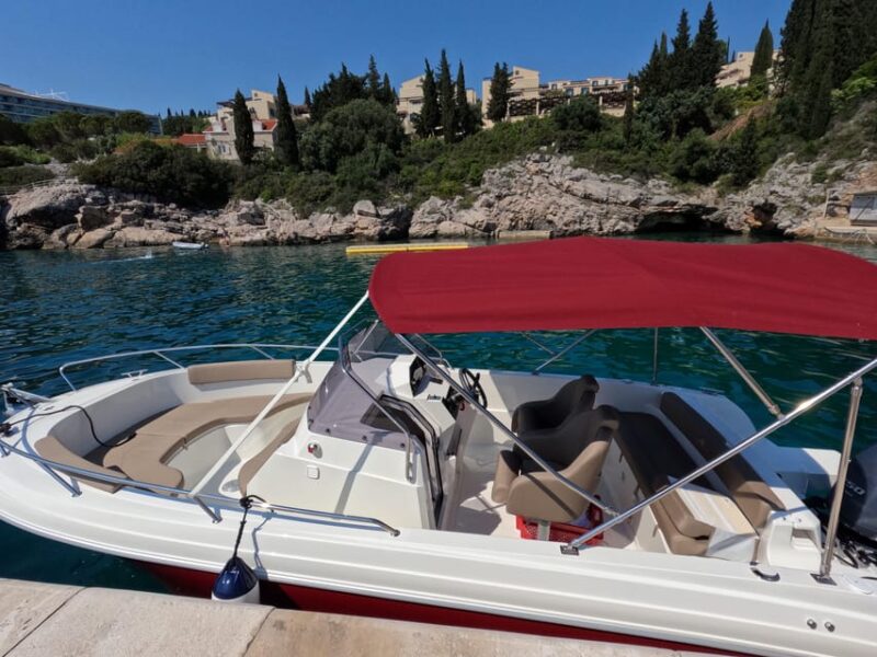 Dubrovnik: Private speedboat tour-caves, beaches, snorkeling - Drinks and Onboard Atmosphere