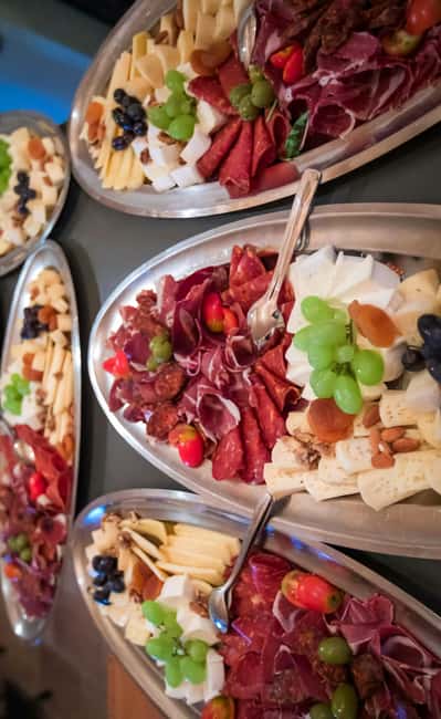 Dubrovnik Scenic Tour & Lunch/Dinner at Country Estate - Comfortable Transportation and Guided Commentary