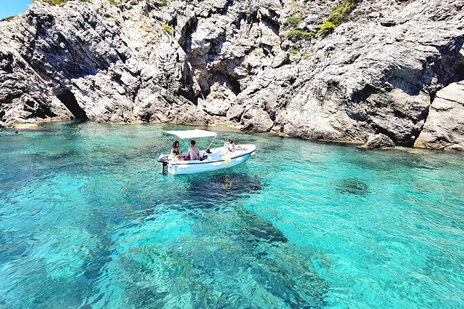 Dubrovnik Self-Drive Boat Rental for up to 6 People - Key Points