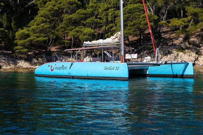 Dubrovnik Sunset Catamaran Cruise with drinks - Dubrovnik Sunset Catamaran: Pros and Cons