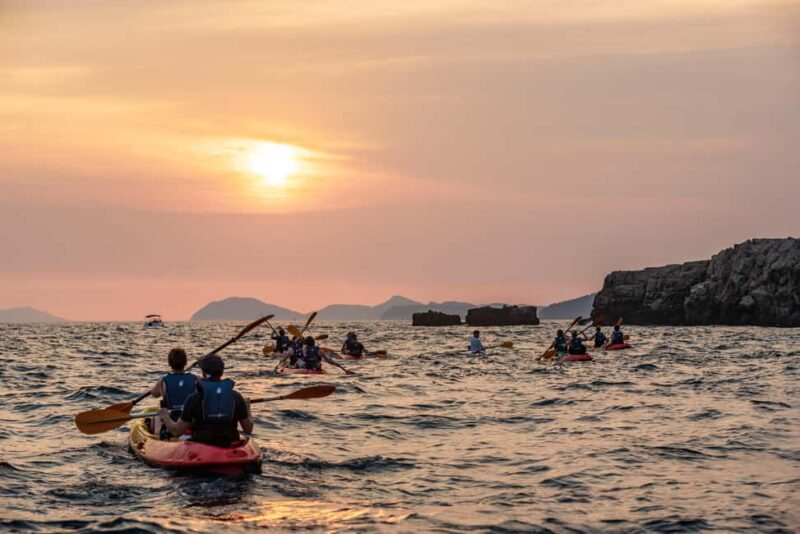 Dubrovnik: Sunset Sea Kayaking Tour - Paddling Along Dubrovnik’s Historic City Walls