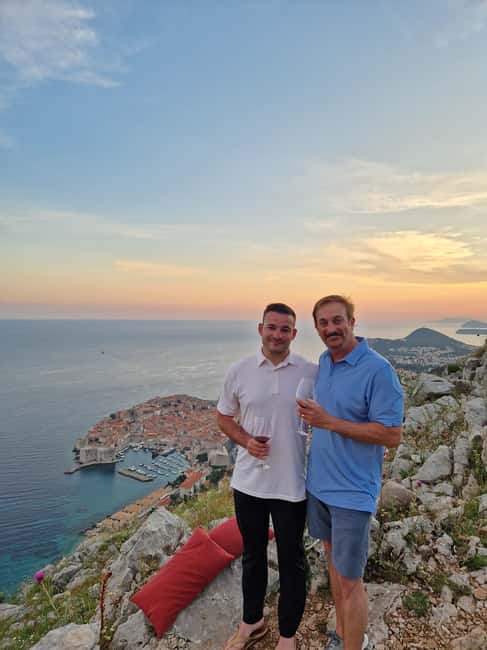 Dubrovnik: Sunset Wine Tasting At Panorama Point - Wine Selection: Three Local Croatian Wines