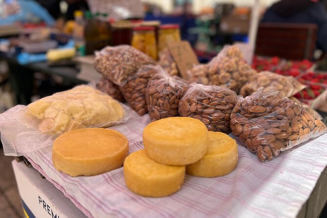 Dubrovnik Walking Food Tour With Secret Food Tours - Starting at a Local Bakery for Fresh Savory Pies
