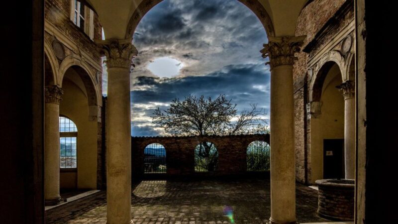 Ducal Palace of Urbino & Marche National Gallery Guided Tour - Inside the Palace: Art, History, and Secrets
