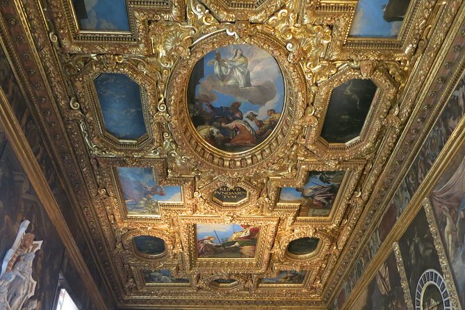 Ducal Venice - Logistics: Meeting Point and Accessibility