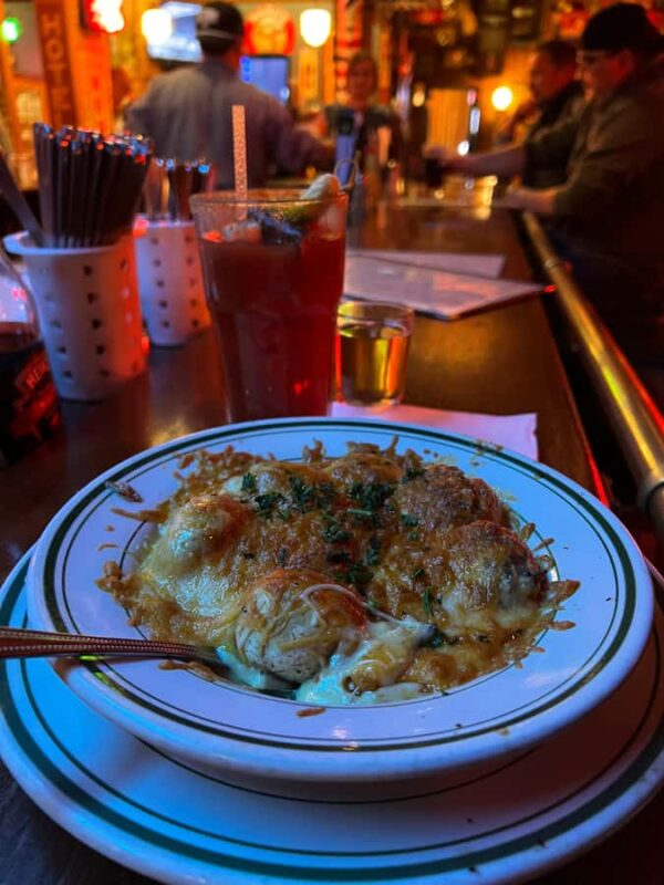 Duluth: Booz & Brothels Haunted Bar Tour with Tastings - Food and Drink Tastings at Local Duluth Venues