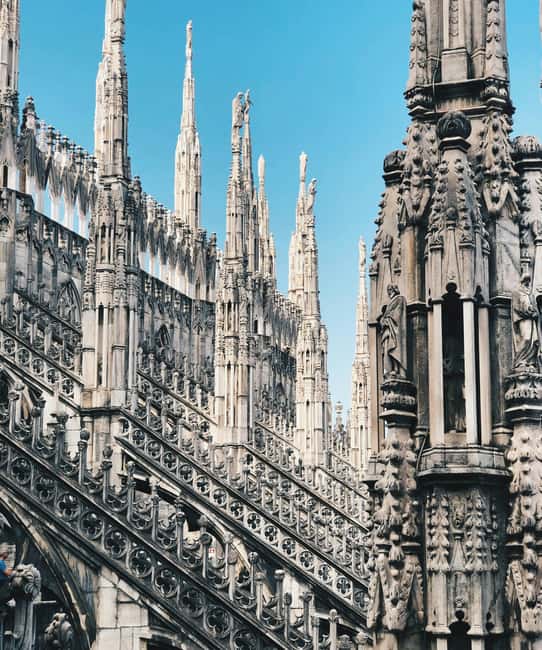 Duomo Di Milano: Fast Track Tour + Rooftop Access Included - Practical Details: Meeting Point and Accessibility