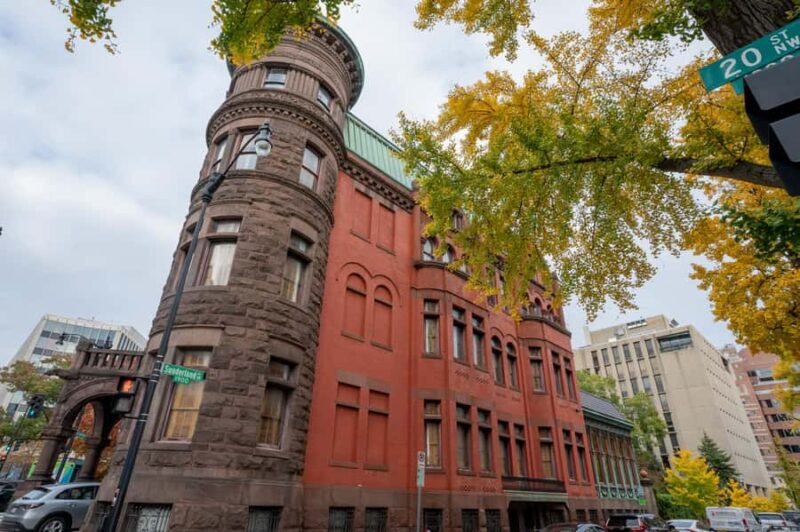 Dupont Mansions of the Gilded Age Evening Walking Tour - Walking Through Dupont Circle’s Scandalous History