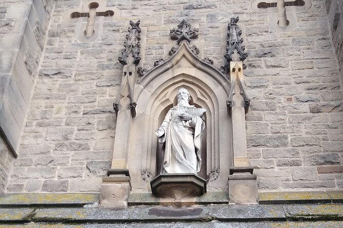 Durham City Walking Tour - Exploring Saddler Street and Its Quirky Charm