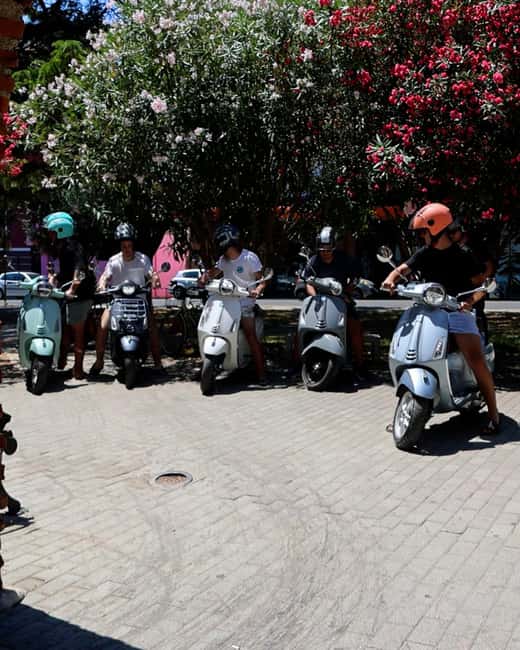 Durrës Vespa Tour: King Zogs Villa, Amphitheater & Swim - Key Points