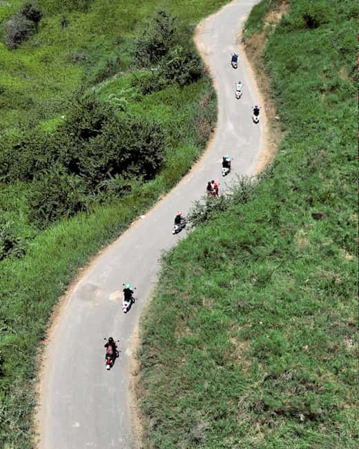 Durrës Vespa Tour: King Zogs Villa, Amphitheater & Swim - Exploring the Roman Amphitheater in the Heart of Durres