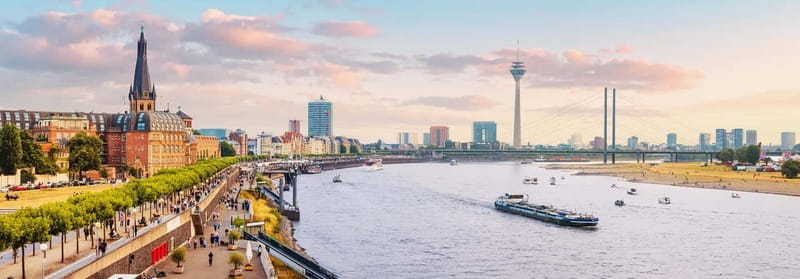 Dusseldorf: 2-hour Best Intro Walking Tour with a Local - Discover the Starting Point at Tonhalle Düsseldorf
