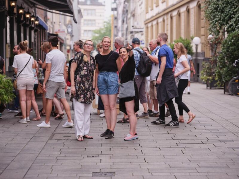 Düsseldorf: Altstadt Guided Tour - Panoramic Views from the Rhine Embankment