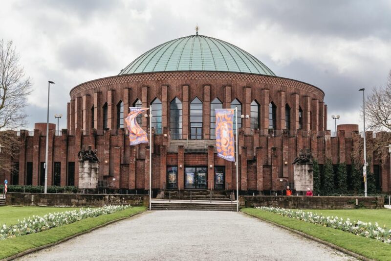 Dusseldorf: Art and Culture Guided Tour with a Local - Explore Dusseldorf with a Local Guide for a 1.5-Hour Cultural Journey
