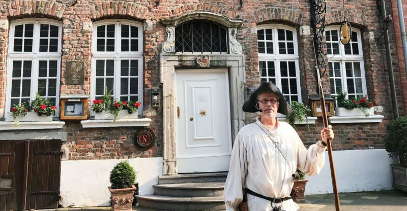 Düsseldorf: Guided Night Watchman Tour through Kaiserswerth - Explore Kaiserswerth with a Guided Night Watchman Tour