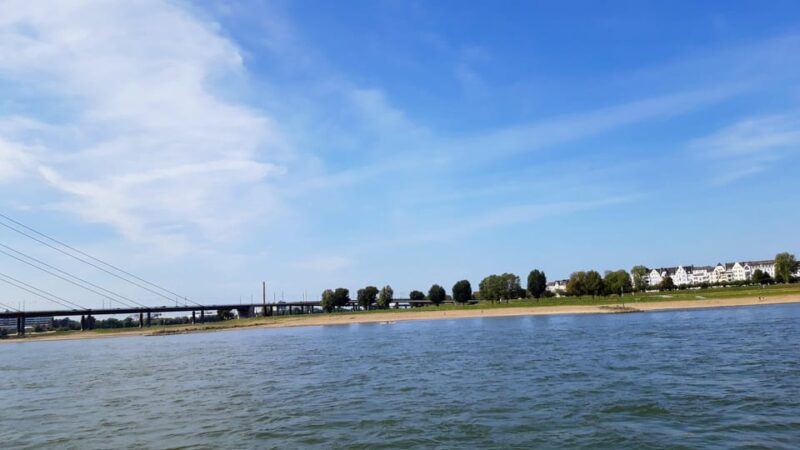 Düsseldorf: old city and the Rhine - Key Points