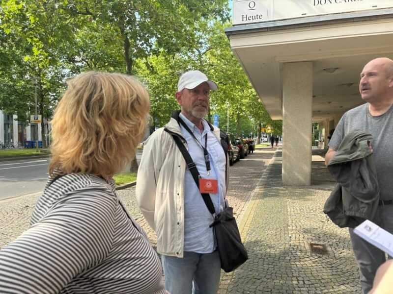 Düsseldorf: Old Town Historical Walking Tour with GEO EPOCHE - The Rhine River’s Role in Düsseldorf’s History
