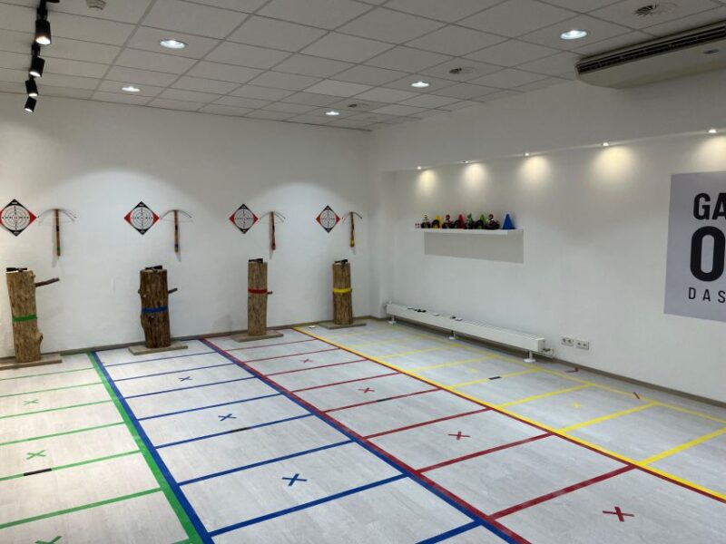 Düsseldorf: The Ultimate Team event (3 rooms - 9 games) - What Types of Challenges Will You Face?