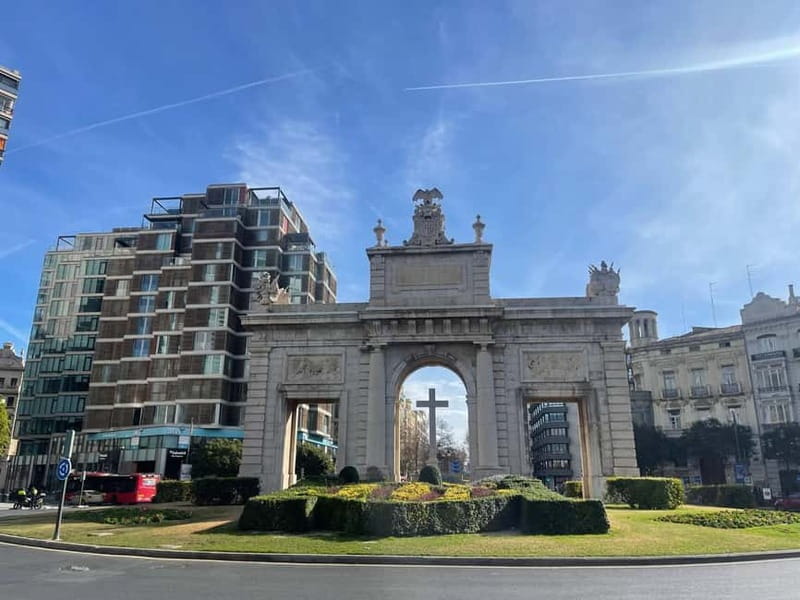 Dutch-Style Bike Tour in Valencia - Suitability for Different Travelers