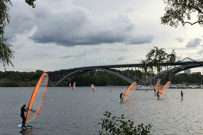 Dynamic Windsurfing Beginner class Day1 - Booking and Cancellation Policies for Flexibility