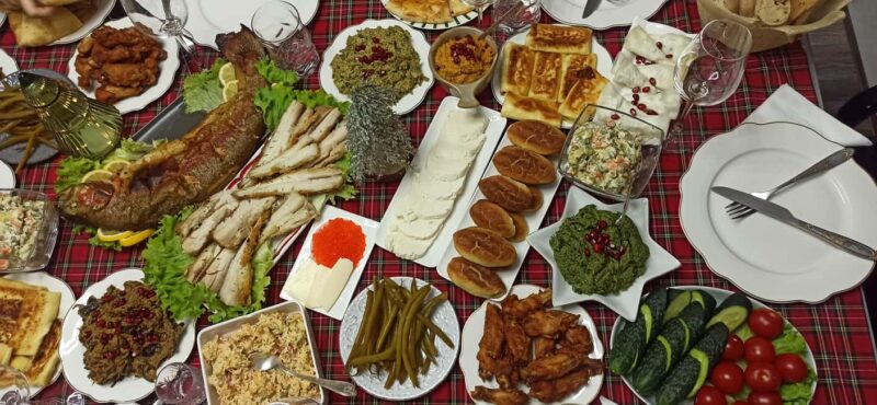 Dzegvi/Tbilisi: Winery Tour with Wine Tasting and Lunch - Homemade Lunch Paired with Wine and Spirits