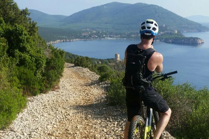 E-bike Excursion at Natural Park of Porto Conte - Punta Giglio - E-MTB Adventure - Starting Point and Tour Duration in Alghero