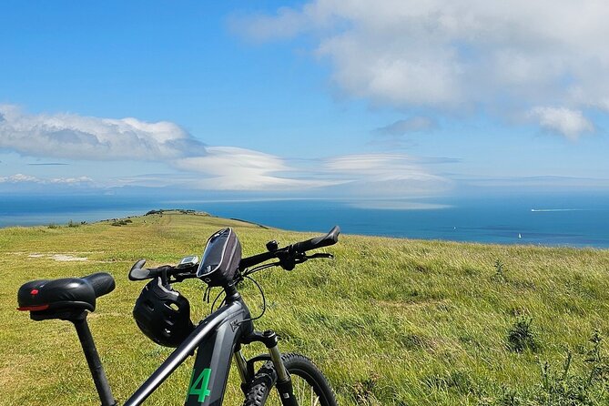 E-Bike excursion to Harrys Rock or Corfé Castle - Riding an Electric Mountain Bike: Ease and Stability