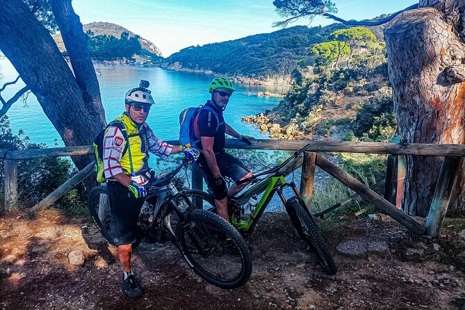 E-bike Experience  Tour of Portoferraio by e-bike - Practical Details: What’s Included and What’s Not