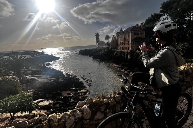 E-bike from Sintra Mountains to Cascais Sea with pickup in Lisbon - Who Will Love This Tour