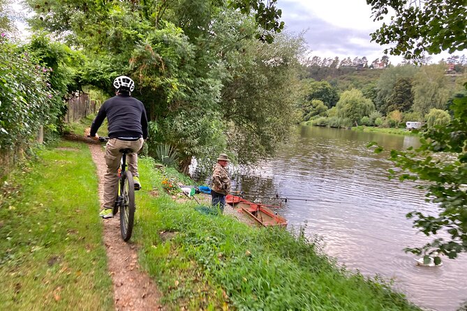 E-Bike Full-Day Trip From Prague: The Mighty Karlstejn Castle - Midday Break in Dobrichovice and Local Cuisine